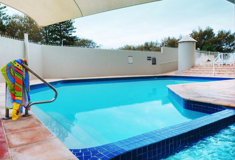 Golden Sands On The Beach - Absolute Beachfront Apartments - Accommodation Gold Coast 14