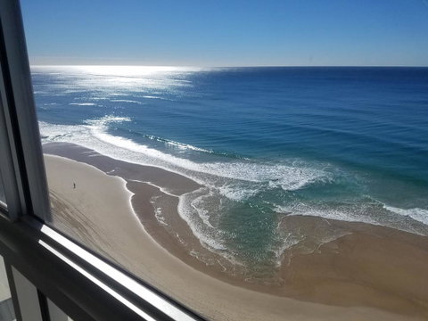Golden Sands On The Beach - Absolute Beachfront Apartments - Accommodation Gold Coast 15