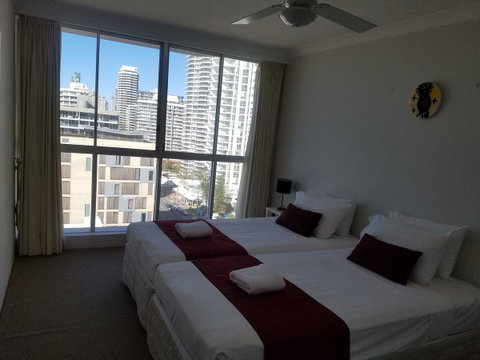 Golden Sands On The Beach - Absolute Beachfront Apartments - Accommodation Gold Coast 23