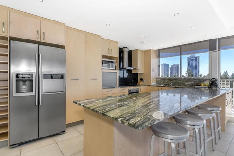 Golden Sands On The Beach - Absolute Beachfront Apartments - Accommodation Gold Coast 31