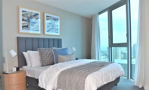 Gold Coast Private Apartments - H Residences, Surfers Paradise - Accommodation Gold Coast 3