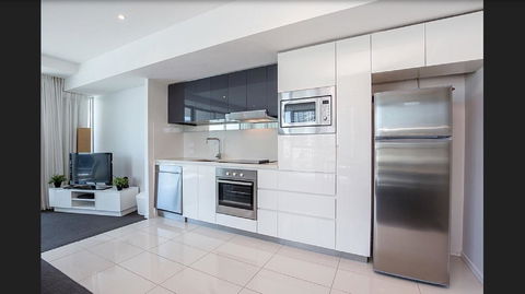 Gold Coast Private Apartments - H Residences, Surfers Paradise - Accommodation Gold Coast 41