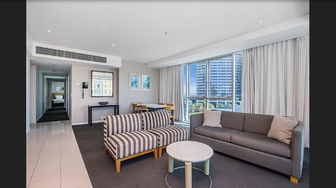 Gold Coast Private Apartments - H Residences, Surfers Paradise - Accommodation Gold Coast 32