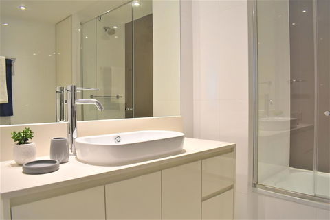 Gold Coast Private Apartments - H Residences, Surfers Paradise - Accommodation Gold Coast 13