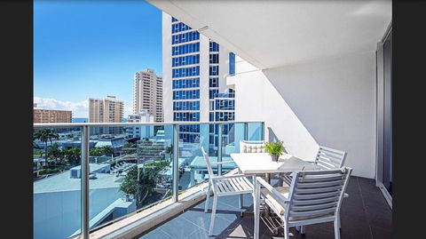 Gold Coast Private Apartments - H Residences, Surfers Paradise - Accommodation Gold Coast 35