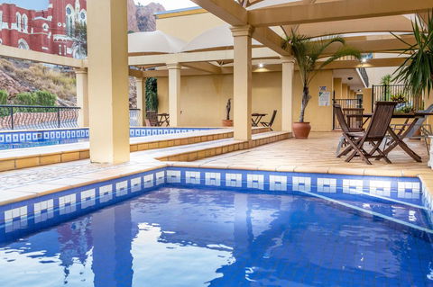 The Robert Towns - Accommodation Gold Coast 10