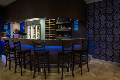 The Robert Towns - Accommodation Gold Coast 16