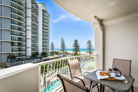 Kirra Beach Apartments - Gold Coast 4U 29