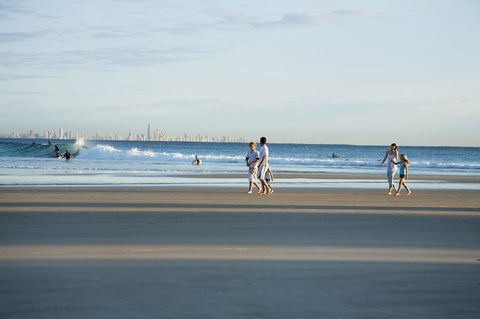 Kirra Beach Apartments - Gold Coast 4U 11