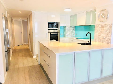 Kirra Beach Apartments - Gold Coast 4U 1