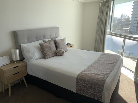 Ocean Plaza Resort - Accommodation Gold Coast 3