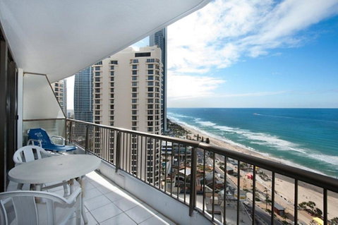 Surfers International Apartments - Accommodation Gold Coast 13