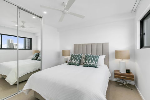 Spice Broadbeach - Gclr - Gold Coast 4U 5