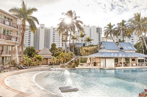 Novotel Cairns Oasis Resort - Accommodation Gold Coast 1