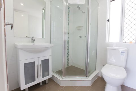 Bay Of Palms - Accommodation Gold Coast 36