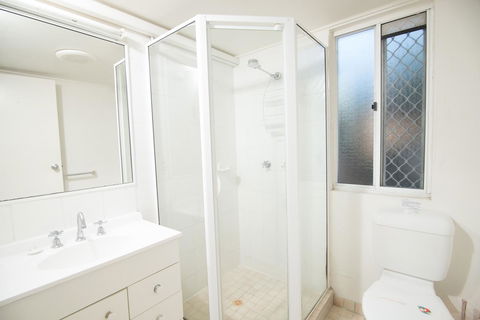 Bay Of Palms - Accommodation Gold Coast 33