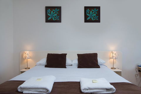 Bay Of Palms - Accommodation Gold Coast 34