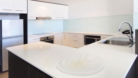 Oaks Townsville Gateway Suites - Gold Coast 4U 4