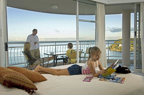 2nd Avenue Beachside Apartments - Gold Coast 4U 24