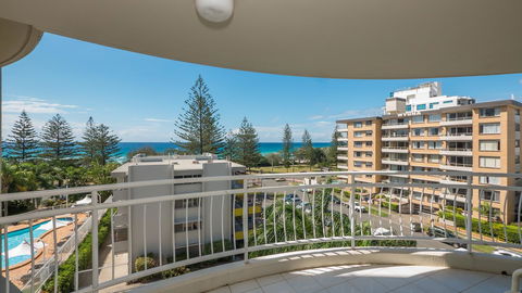 2nd Avenue Beachside Apartments - Gold Coast 4U 11