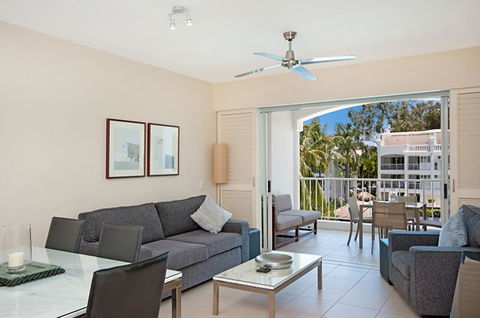 5231 BEACH CLUB PENTHOUSE - Accommodation Gold Coast 0