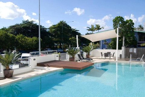 Waters Edge Apartment Cairns - 1 Gold Coast 7