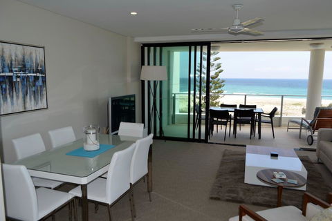 Pure Kirra - 1 Gold Coast 6