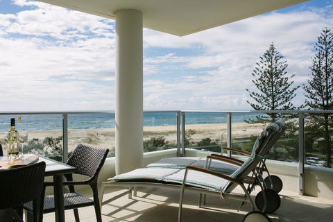 Pure Kirra - 1 Gold Coast 1