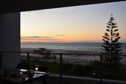 Pure Kirra - 1 Gold Coast 18