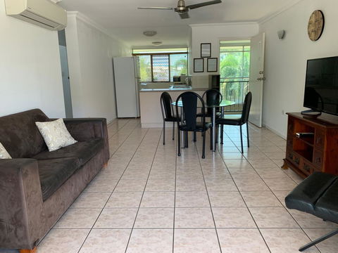Townsville Holiday Apartments - Gold Coast 4U 0
