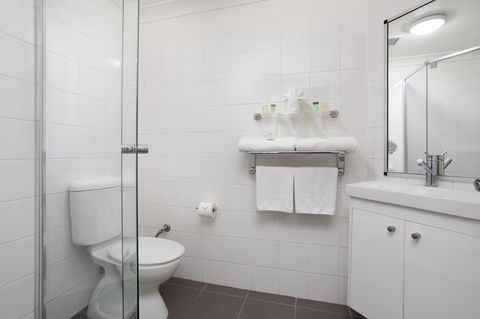George Williams Hotel - Accommodation Gold Coast 1