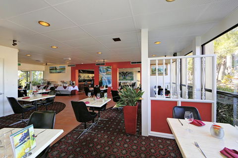Smart Motels Bert Hinkler - Gold Coast 4U 5