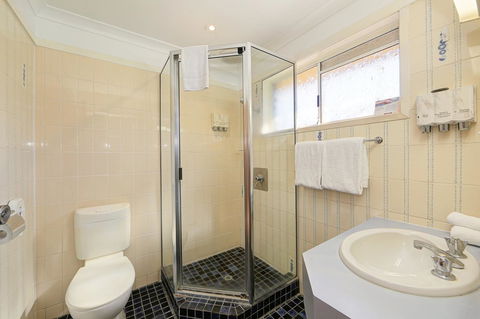 Smart Motels Bert Hinkler - Gold Coast 4U 14