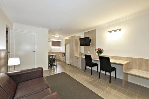 Smart Motels Bert Hinkler - Gold Coast 4U 31