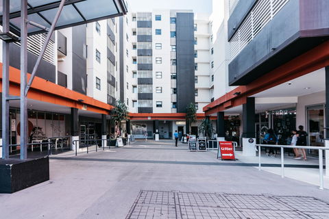 Gabba Central Apartments - Gold Coast 4U 3
