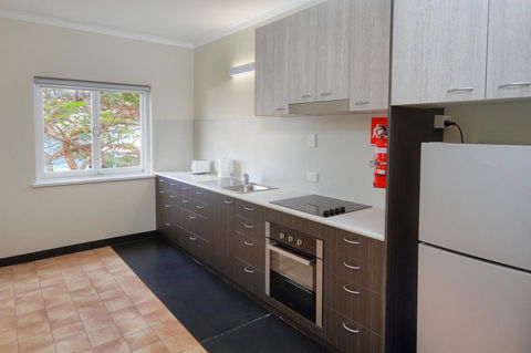 Palm Beach Hotel - Accommodation Gold Coast 5