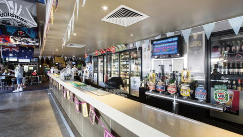Palm Beach Hotel - Accommodation Gold Coast 14