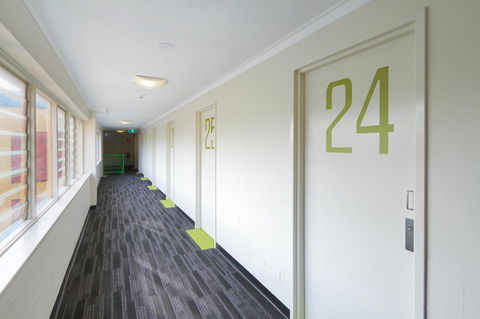 Palm Beach Hotel - Accommodation Gold Coast 29