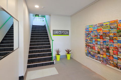 Palm Beach Hotel - Accommodation Gold Coast 27