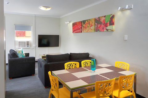 Palm Beach Hotel - Accommodation Gold Coast 23