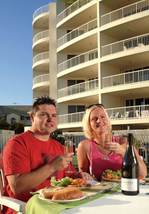 Fairways Golf & Beach Retreat Bribie Island - 1 Gold Coast 11