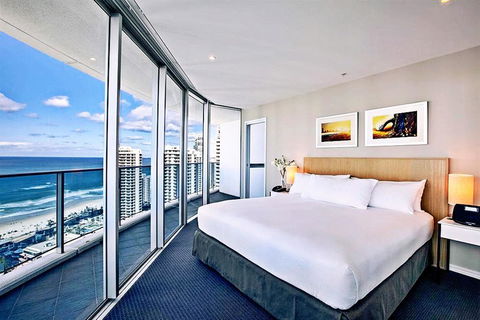 H Star Residences-- Paradise Stayz - Accommodation Gold Coast 11