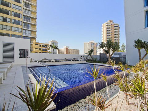 H Star Residences-- Paradise Stayz - Accommodation Gold Coast 6