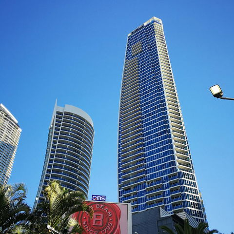 H Star Residences-- Paradise Stayz - Accommodation Gold Coast 13
