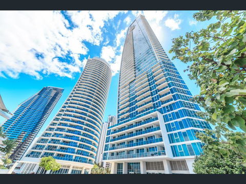 H Star Residences-- Paradise Stayz - Accommodation Gold Coast 20