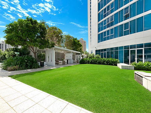 H Star Residences-- Paradise Stayz - Accommodation Gold Coast 24