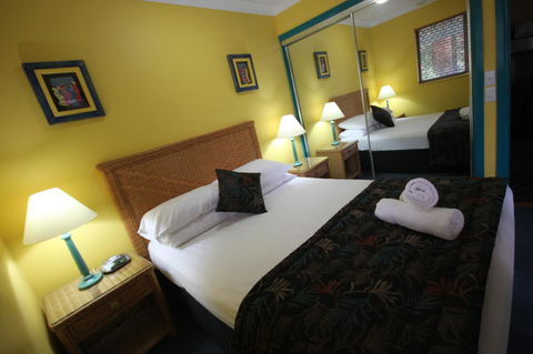Aruba Beach Resort - Gold Coast 4U 1