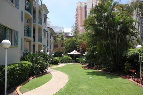 Aruba Beach Resort - Gold Coast 4U 9