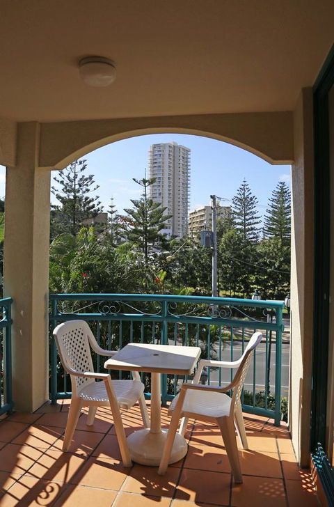 Aruba Beach Resort - Gold Coast 4U 22