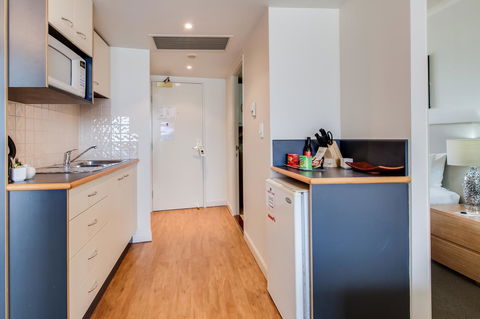 Central Cosmo Apartment Hotel - Gold Coast 4U 26